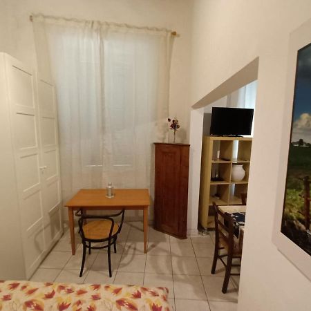 Sea Time Apartment Ливорно Екстериор снимка