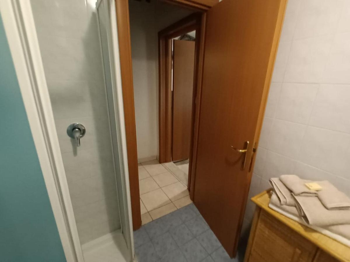 Sea Time Apartment Ливорно Екстериор снимка