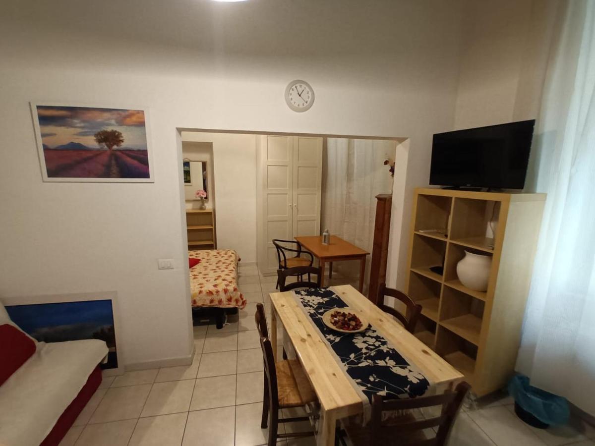 Sea Time Apartment Ливорно Екстериор снимка